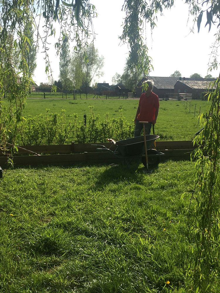 moestuin op tafel aanleg